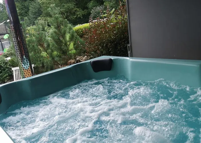 Pure46 Minimalistisches Design, Maximale Entspannung Im Hottub Apartment Bischofsheim an der Rhön